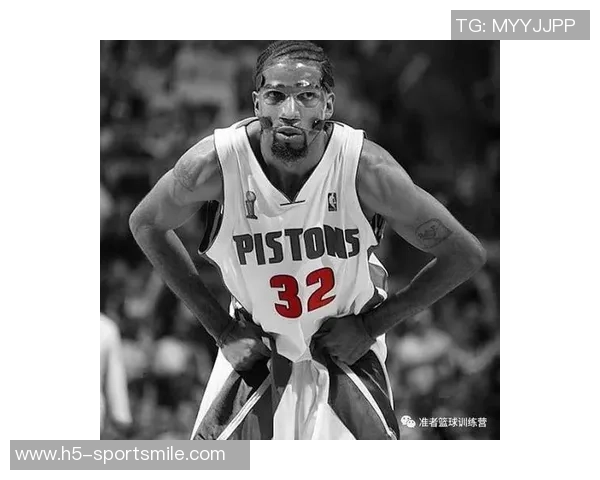 霍里谈拉梅洛鲍尔表现称其如白巧克力对待篮球态度不够认真 霍里谈拉梅洛鲍尔表现称其如白巧克力对待篮球态度不够认真