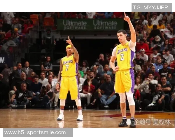 威少状态回暖过去四场表现惊艳场均225分7助攻三分球命中率飙升 威少状态回暖过去四场表现惊艳场均225分7助攻三分球命中率飙升