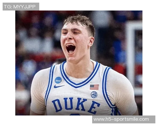 弗拉格期待与浓眉和欧文携手共战展现强大团队实力 弗拉格期待与浓眉和欧文携手共战展现强大团队实力